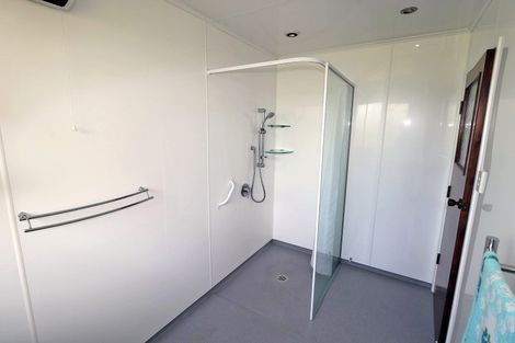 Photo of property in 26 Oberon Street, Stratford, 4332