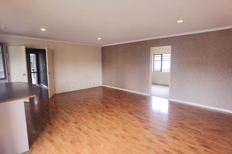 Photo of property in 11 Dalcross Drive, Flat Bush, Auckland, 2016