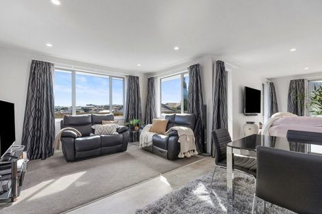 Photo of property in 9 Puhirake Crescent, Pyes Pa, Tauranga, 3112