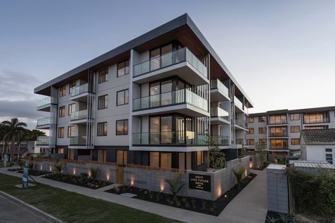Photo of property in 207/8a Lake Pupuke Drive, Takapuna, Auckland, 0622