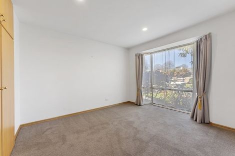Photo of property in 33 Dee Street, St Albans, Christchurch, 8014