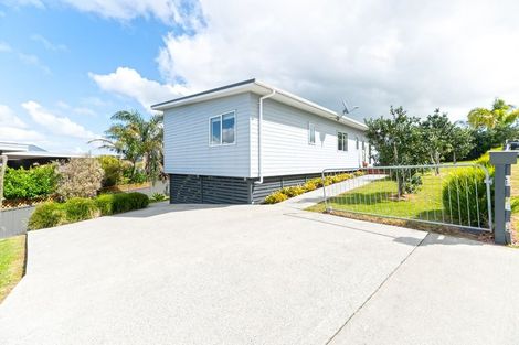Photo of property in 9 Weka Street, Mangawhai, 0505