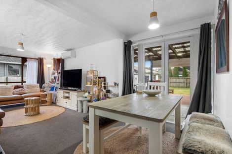 Photo of property in 18 Greenock Street, Redwood, Christchurch, 8051