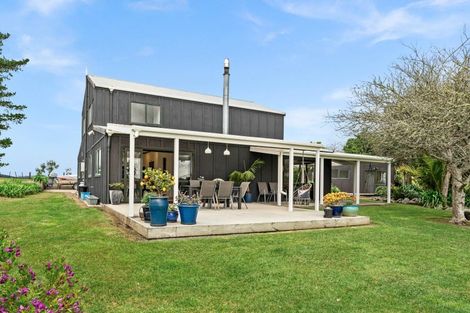 Photo of property in 573 Waimate Road North, Kerikeri, 0293