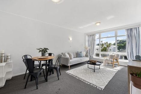 Photo of property in 10/4f Claremont Grove, Mount Victoria, Wellington, 6011