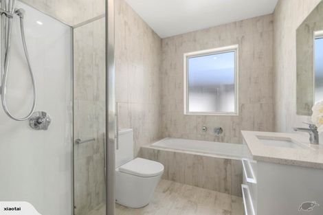 Photo of property in 98 Godfrey Drive, Orewa, 0931