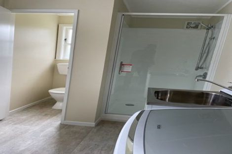 Photo of property in 18 Burma Road, Khandallah, Wellington, 6035