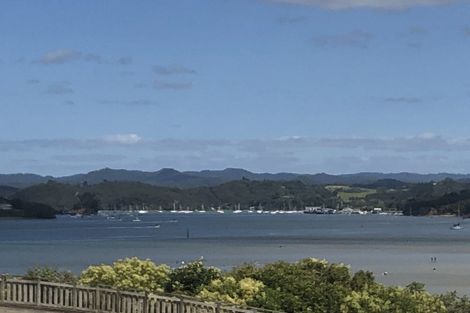 Photo of property in 18e Coutts Avenue, Paihia, 0200