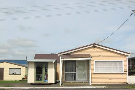 Photo of property in 5a High Street West, Waitara, 4320