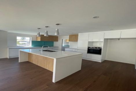 Photo of property in 30 Sorrel Crescent, Bucklands Beach, Auckland, 2012