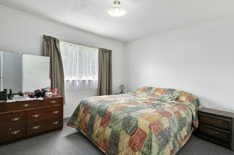 Photo of property in 2/3 Hewer Crescent, Naenae, Lower Hutt, 5011