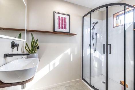 Photo of property in 1 Wakelin Place, Redwood, Christchurch, 8051