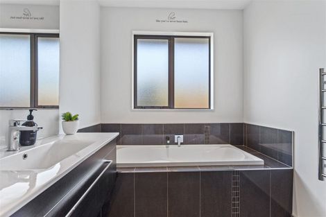 Photo of property in 37 Rawnsley Terrace, Wigram, Christchurch, 8042