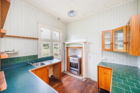 Photo of property in 42 Mangahao Road, Shannon, Palmerston North, 4474