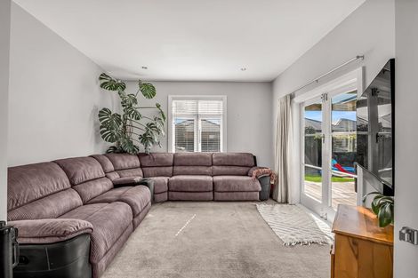 Photo of property in 6 Mortlake Street, Islington, Christchurch, 8042