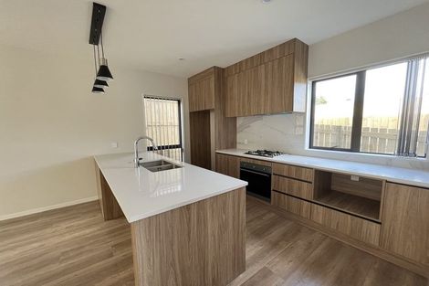 Photo of property in 60a Kautami Avenue, Papatoetoe, Auckland, 2025