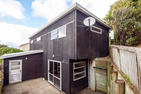 Photo of property in 40 Erlestoke Crescent, Churton Park, Wellington, 6037
