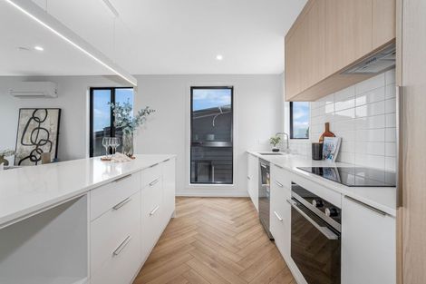 Photo of property in 8a Martin Road, Paraparaumu Beach, Paraparaumu, 5032