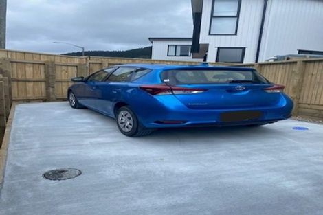 Photo of property in 28 Collins Avenue, Tawa, Wellington, 5028