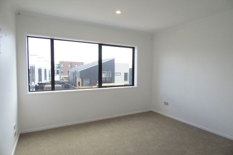 Photo of property in 9/25 Sidney Wallingford Way, Hobsonville, Auckland, 0616