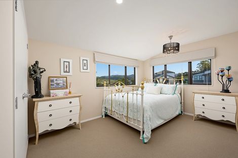 Photo of property in 77 San Marino Drive West, Henderson, Auckland, 0612