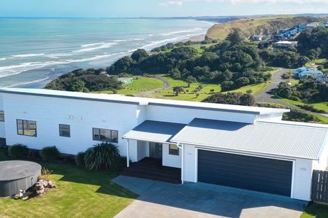 Photo of property in 109a Peat Avenue, Kai Iwi, Wanganui, 4574