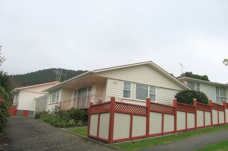 Photo of property in 15f2 Sunrise Boulevard, Tawa, Wellington, 5028
