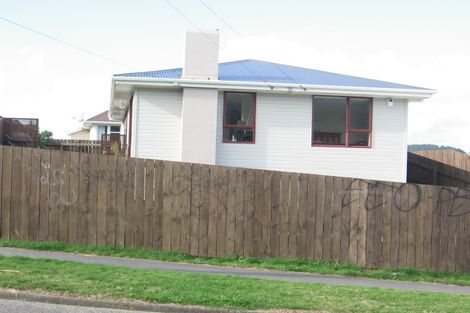 Photo of property in 49a Piko Street, Titahi Bay, Porirua, 5022