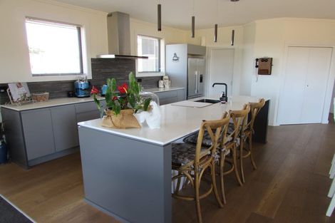 Photo of property in 6 Westmere Drive, Tasman, Upper Moutere, 7173