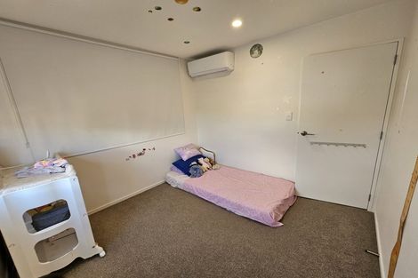 Photo of property in 2/122 Pooks Road, Ranui, Auckland, 0612