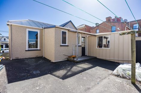 Photo of property in 39 Clyde Street, North Dunedin, Dunedin, 9016