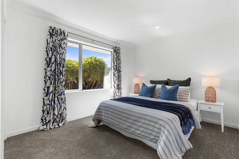 Photo of property in 32 The Runway, Wigram, Christchurch, 8042