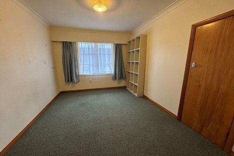 Photo of property in 12 Wincanton Place, Awapuni, Palmerston North, 4412