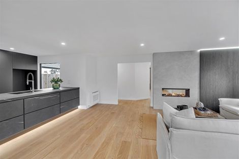 Photo of property in 15 Wai-iti Terrace, Burnside, Christchurch, 8053