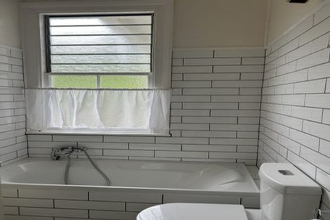 Photo of property in 36 The Parade, Island Bay, Wellington, 6023