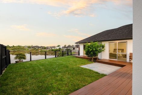 Photo of property in 10 The Link, Flagstaff, Hamilton, 3210