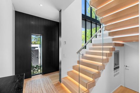 Photo of property in 57 Garden Road, Merivale, Christchurch, 8014