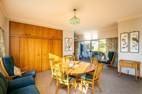 Photo of property in 166 Heta Road, Highlands Park, New Plymouth, 4312