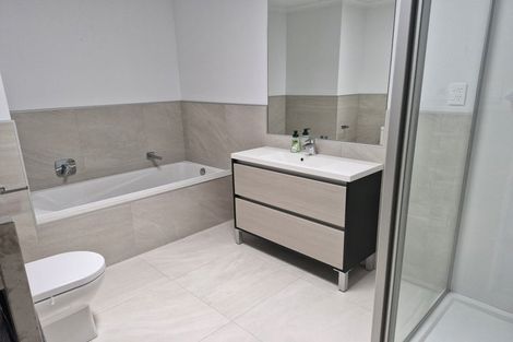 Photo of property in 64 Mettam Drive, Swanson, Auckland, 0614