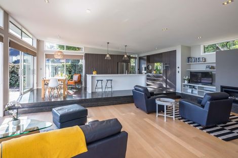 Photo of property in 74 Nimmo Avenue East, Waikanae, 5036