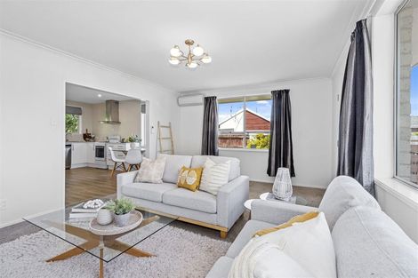 Photo of property in 15 Brogar Place, Casebrook, Christchurch, 8051