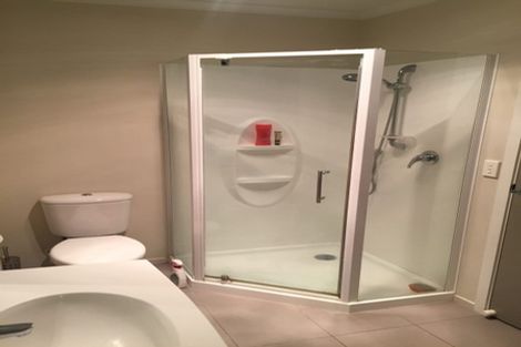 Photo of property in 3/66 Kawaha Point Road, Kawaha Point, Rotorua, 3010