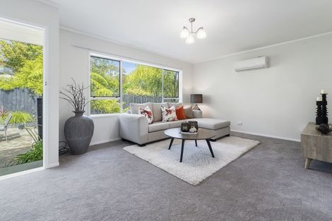 Photo of property in 2/20 Flavia Close, Torbay, Auckland, 0630
