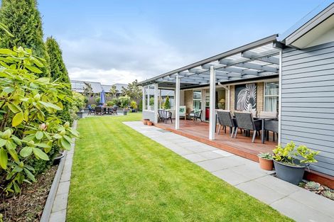 Photo of property in 24 Cairnbrae Drive, Prebbleton, 7604