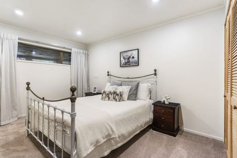 Photo of property in 77a The Parade, Bucklands Beach, Auckland, 2012