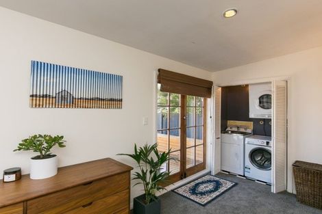 Photo of property in 13 Toru Street, Lyall Bay, Wellington, 6022