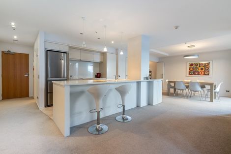 Photo of property in 12/48 Marine Parade, Mount Maunganui, 3116