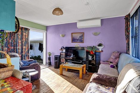 Photo of property in 215 Kakaramea Road, Kakaramea, Patea, 4598