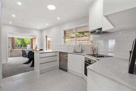 Photo of property in 186 Rangatira Road, Beach Haven, Auckland, 0626