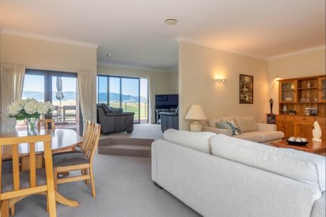 Photo of property in 58 Golf Road, Paraparaumu Beach, Paraparaumu, 5032